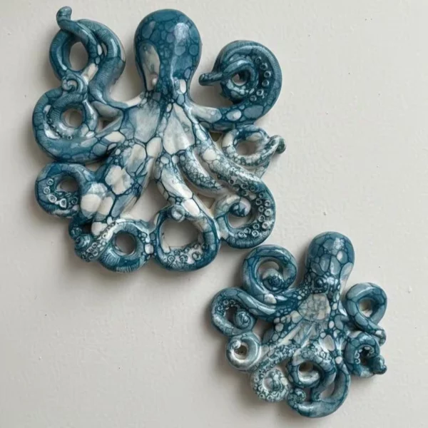 Pieuvre en céramique murale – Collection Mer & Écumes Bleu Turquoise